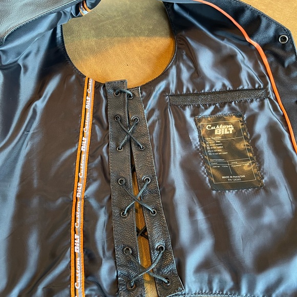 Custom Bilt Button Down Black Leather V-Neck Motorcycle Biker Vest - Picture 6 of 14